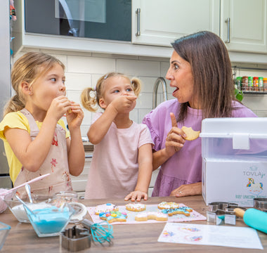 How to Host a Kids' Cooking Party: Tips and Recipes