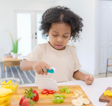 6 Reasons Why Kids Are More Likely to Try New Foods If They Cook Them