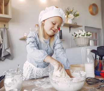 5 Tools and Tips to Help you Start Raising a Confident Cook!