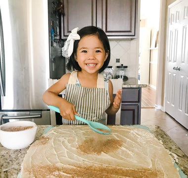 10 Ways Kids Can Help Out in the Kitchen During Thanksgiving