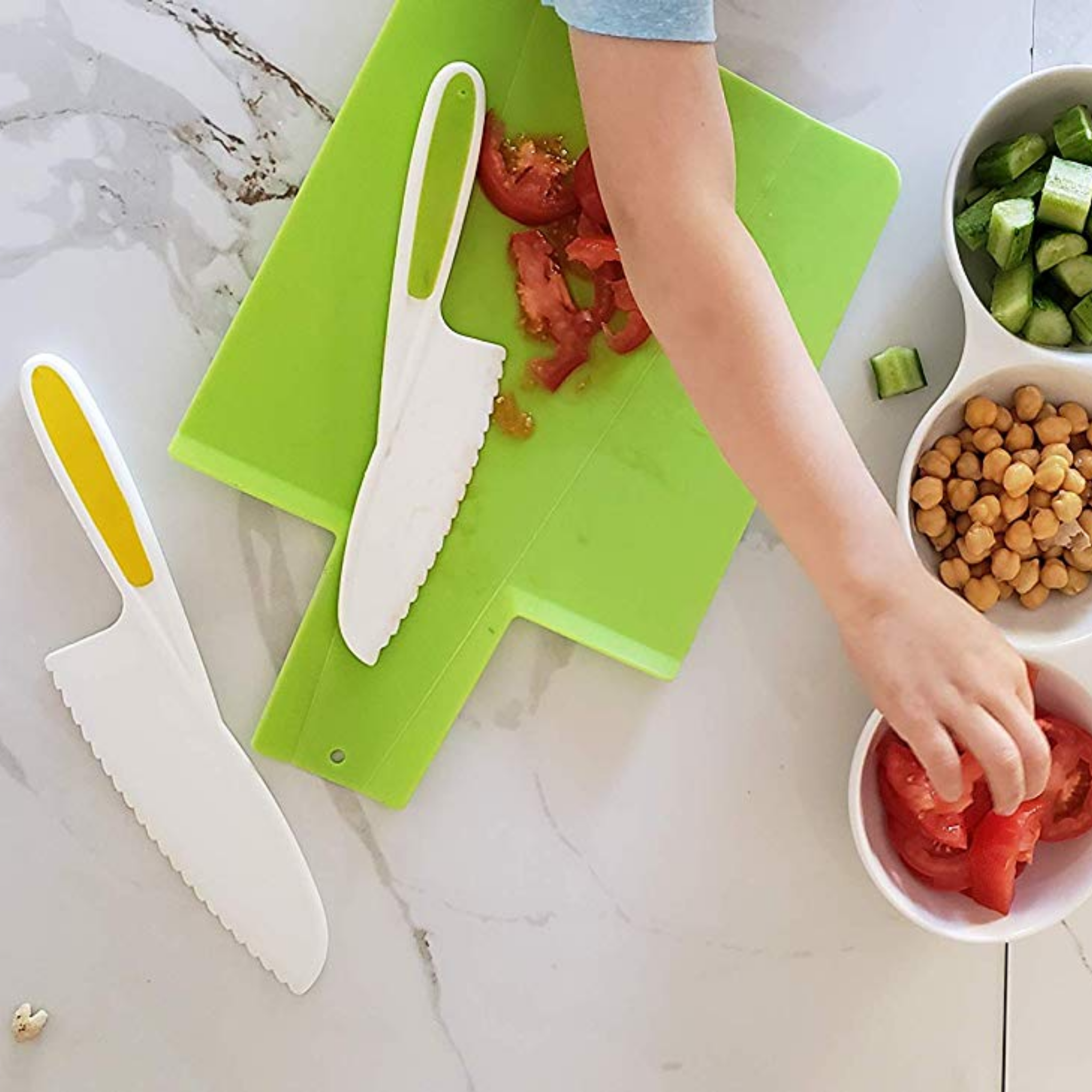 Tovla Jr. Kids Kitchen 3 Knife & Foldable Cutting Board Set Blue